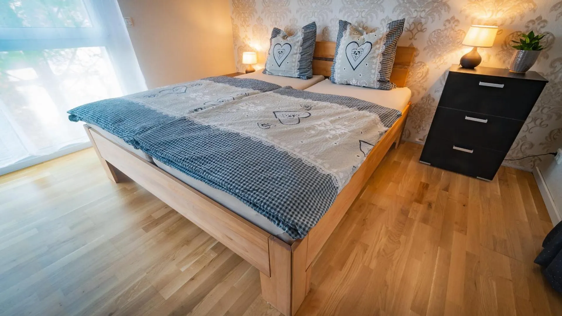 90 Qm Wohnung, 3 Zimmer, Balkon & Grosse Kueche - In Seenaehe, Schnell In Der Stadt Leipzig