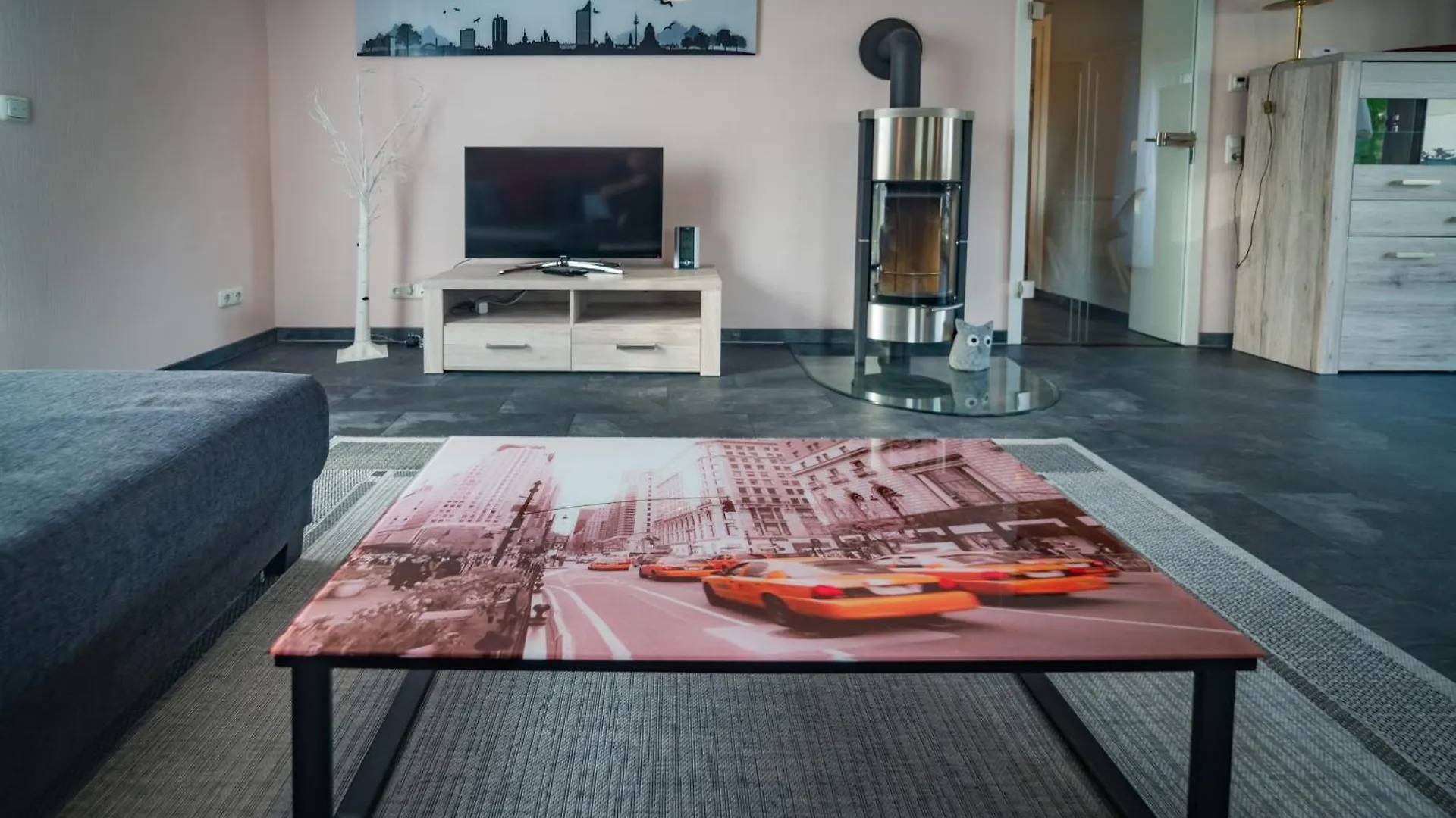 Apartment 90 Qm Wohnung, 3 Zimmer, Balkon & Grosse Kueche - In Seenaehe, Schnell In Der Stadt Leipzig