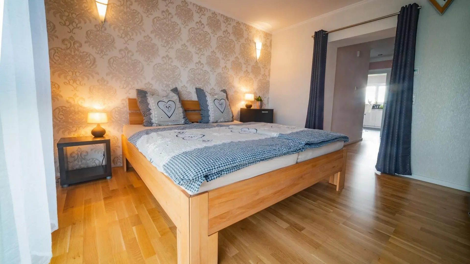 90 Qm Wohnung, 3 Zimmer, Balkon & Grosse Kueche - In Seenaehe, Schnell In Der Stadt Leipzig Apartment