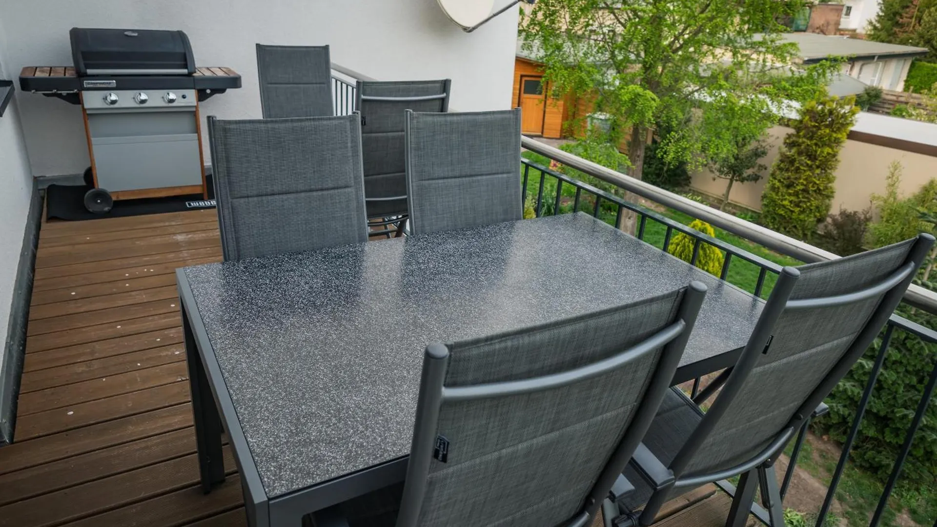 90 Qm Wohnung, 3 Zimmer, Balkon & Grosse Kueche - In Seenaehe, Schnell In Der Stadt Leipzig 0*,
